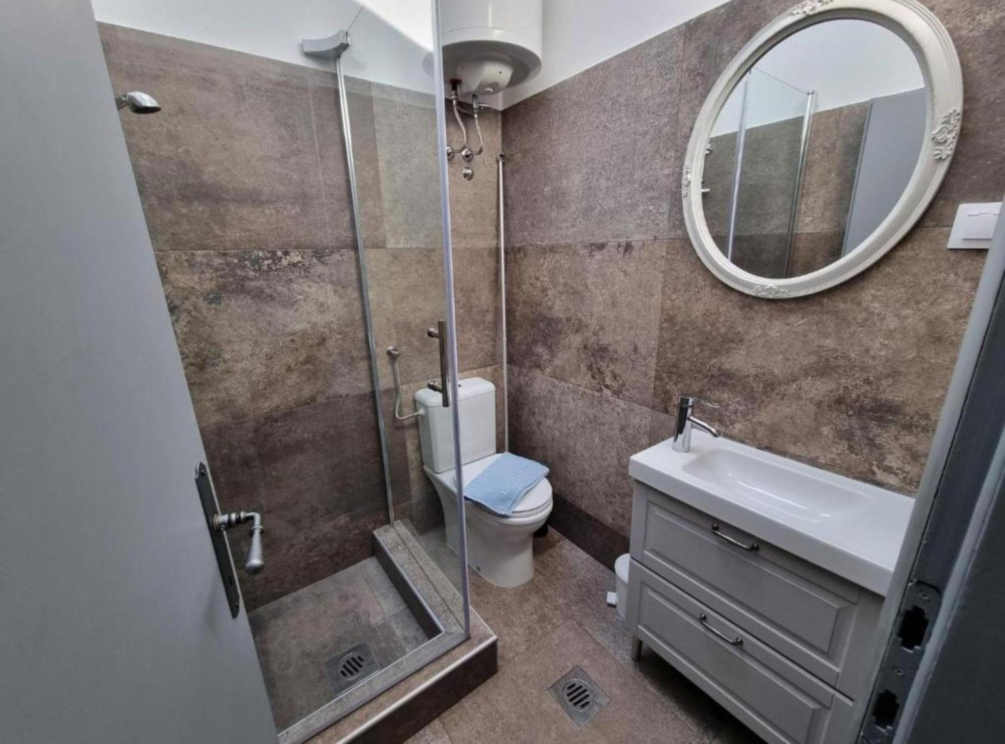 Splendid With Swimming Pool Apartment
